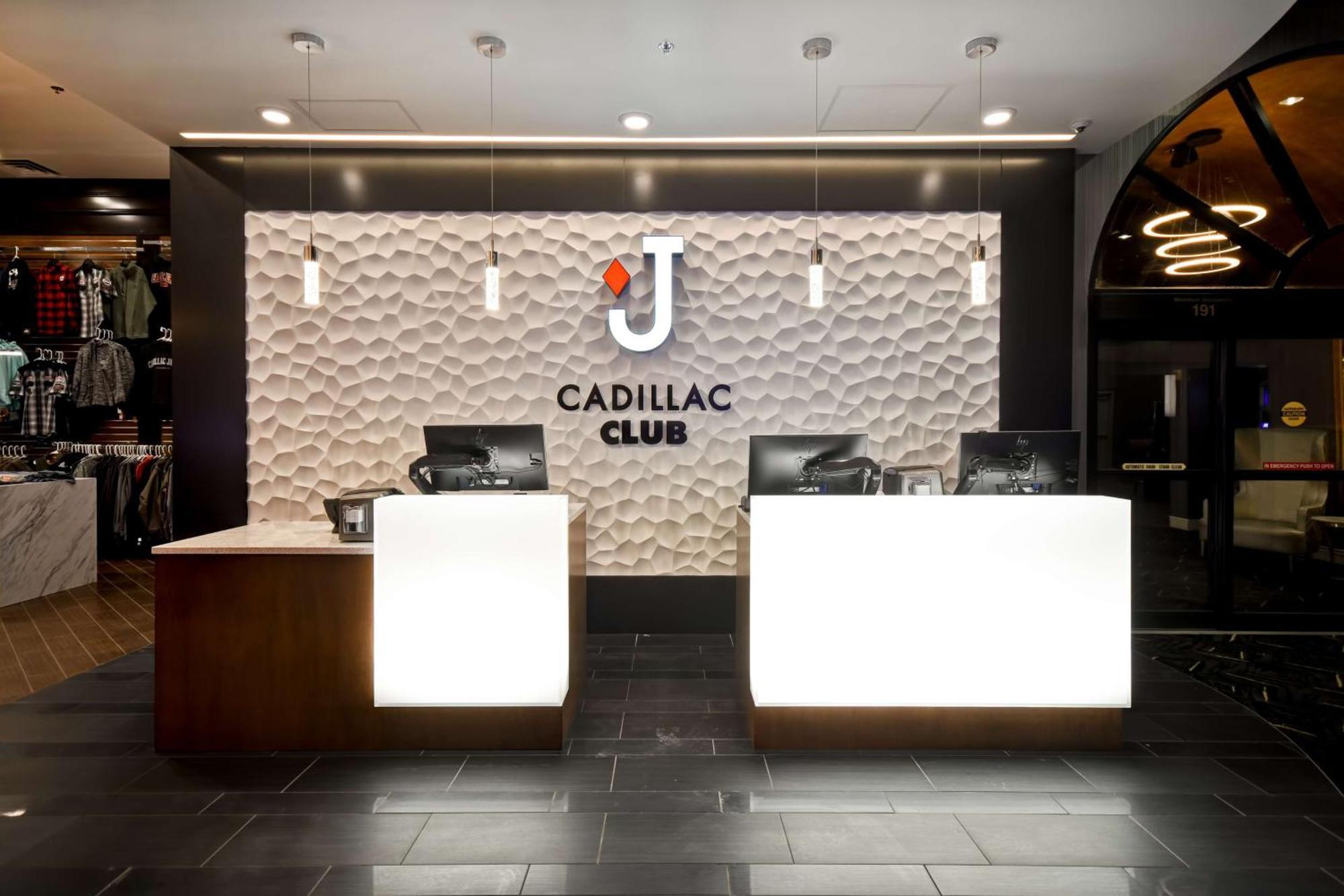 Doubletree By Hilton Deadwood At Cadillac Jack'S Kültér fotó
