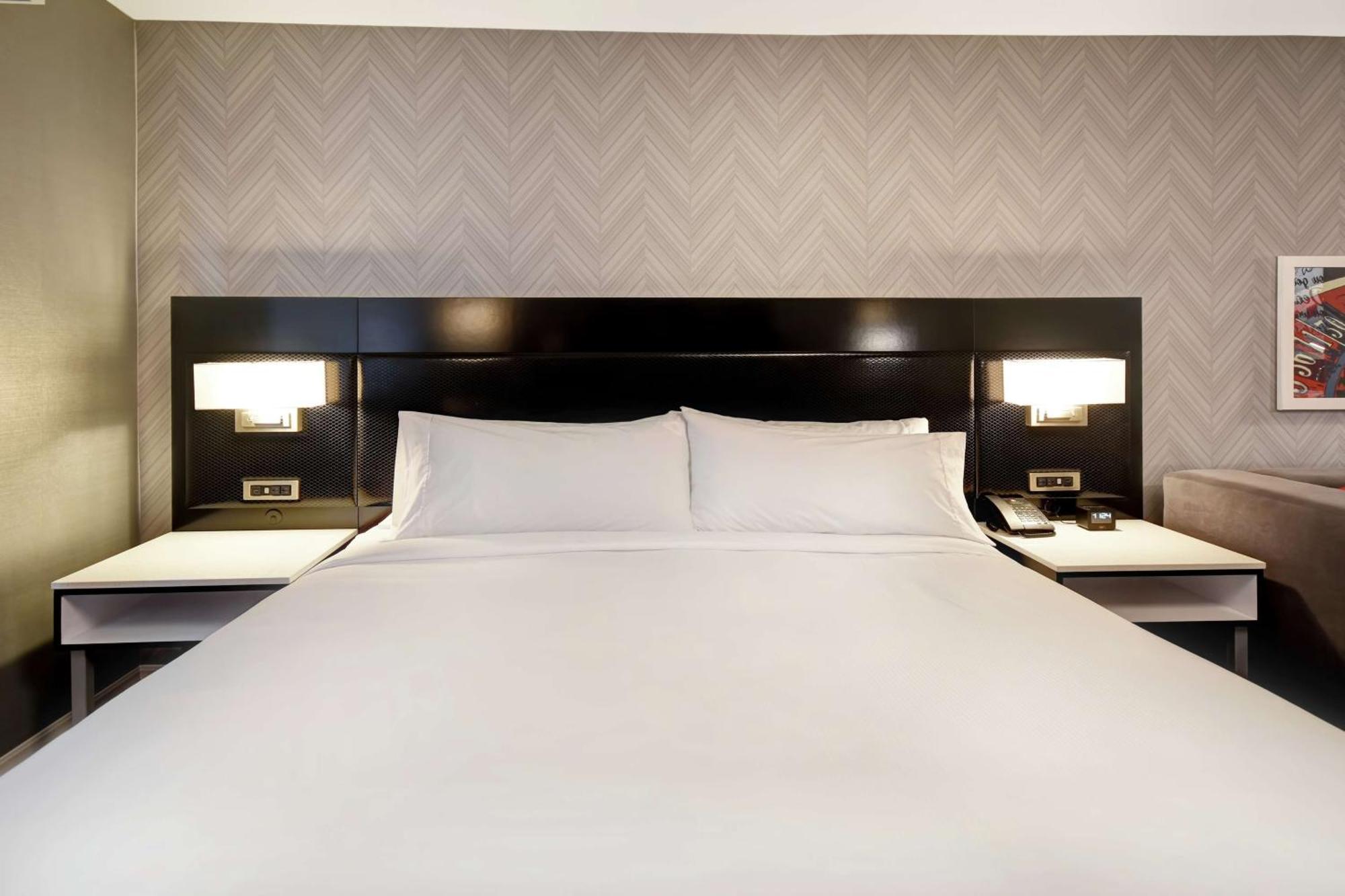 Doubletree By Hilton Deadwood At Cadillac Jack'S Kültér fotó