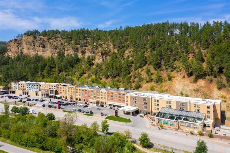 Doubletree By Hilton Deadwood At Cadillac Jack'S Kültér fotó