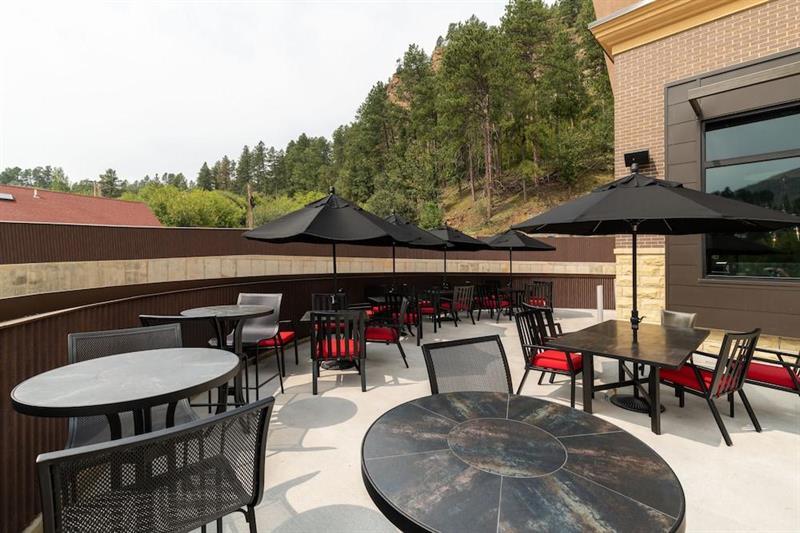 Doubletree By Hilton Deadwood At Cadillac Jack'S Kültér fotó